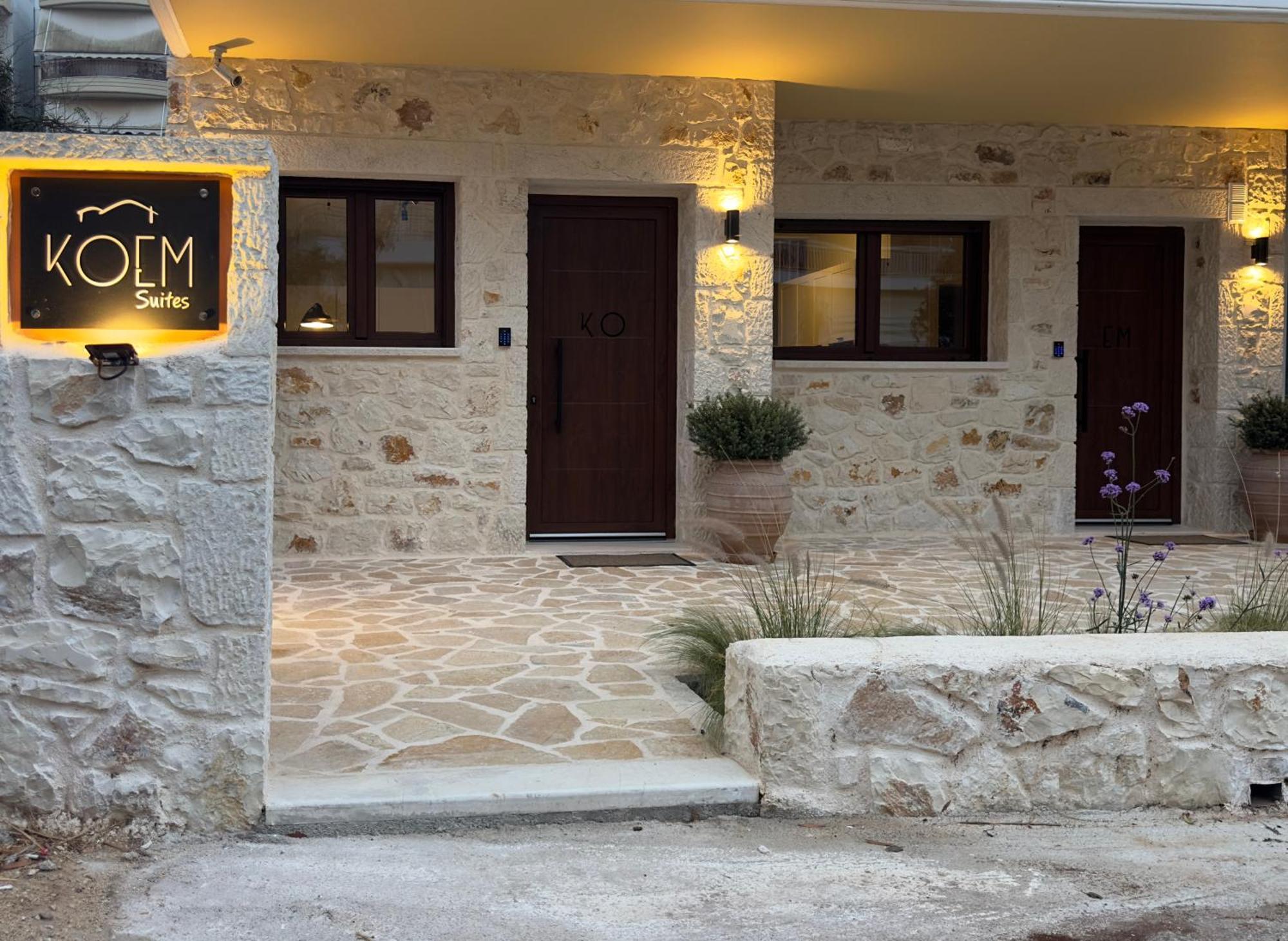 Koem Luxury Suites Preveza Exterior photo